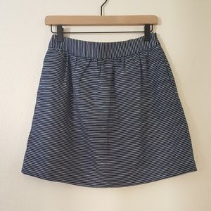 3/$12🔥 Anthropologie Blue Mini Pleated Skirt